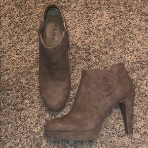Kenneth Cole Bootie Shoes